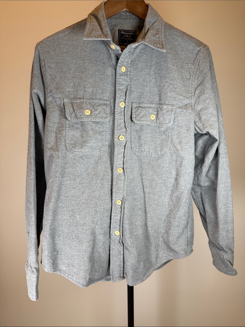 Abercrombie & Fitch Men’s Light Heather Gray Button-Front Shirt | Size S